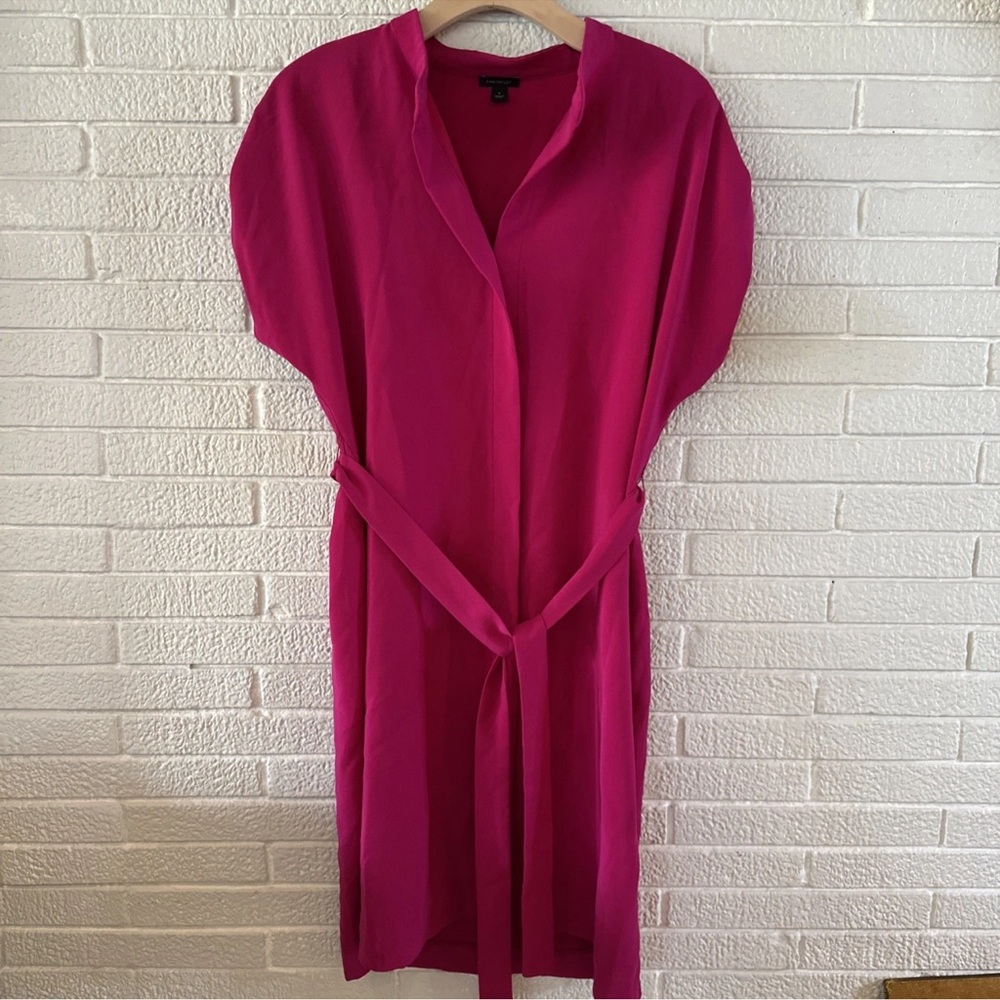 ANN TAYLOR CAP SLEEVE Vibrant Pink Belted Dress M